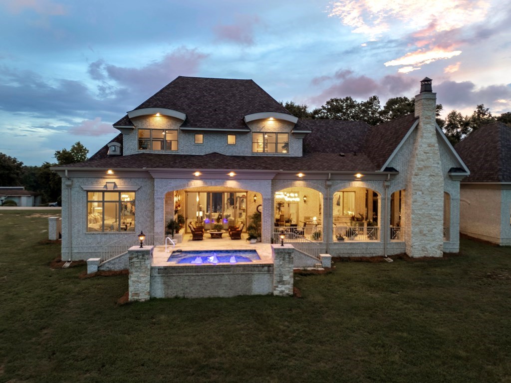 547 St. Francis Rd