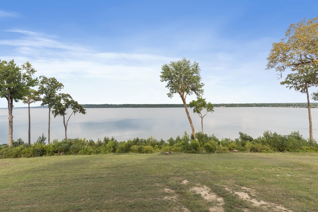 547 St. Francis Rd