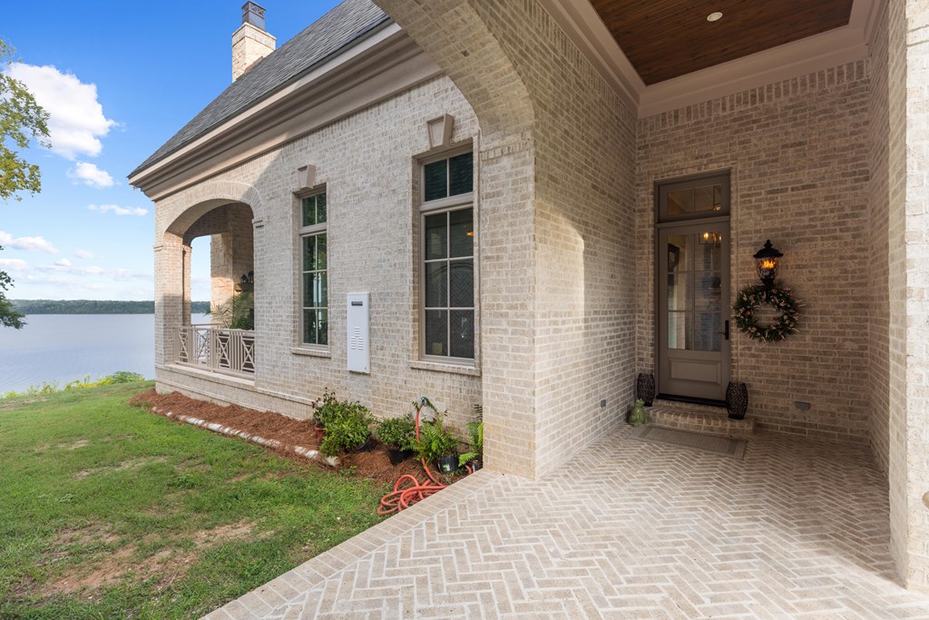 547 St. Francis Rd