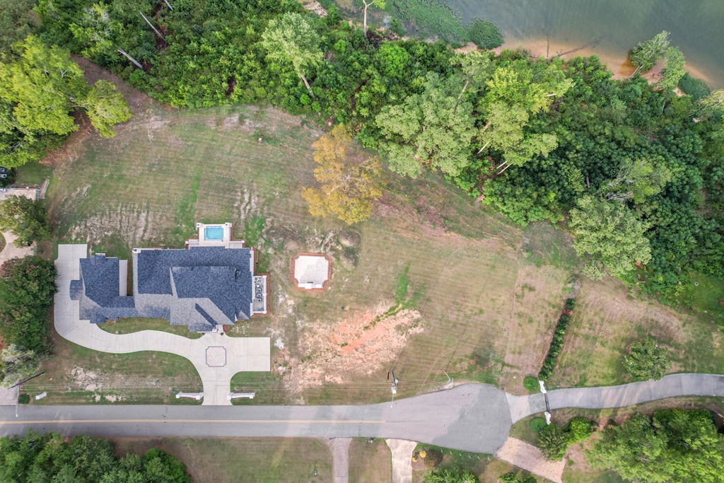 547 St. Francis Rd