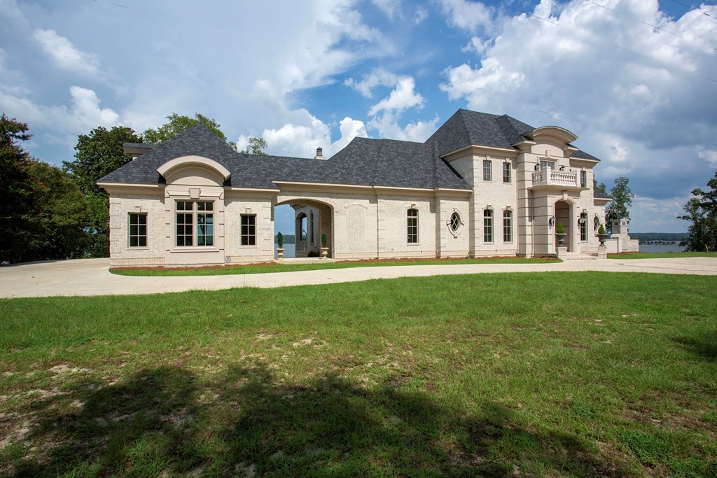 547 St. Francis Rd