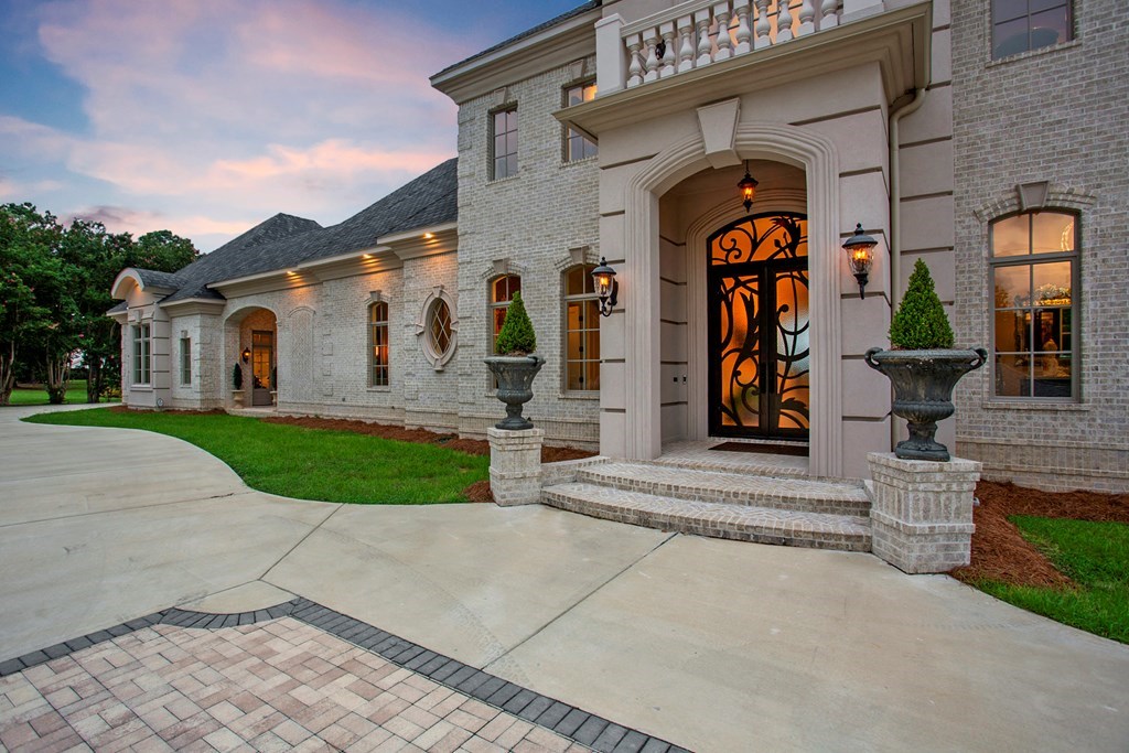 547 St. Francis Rd