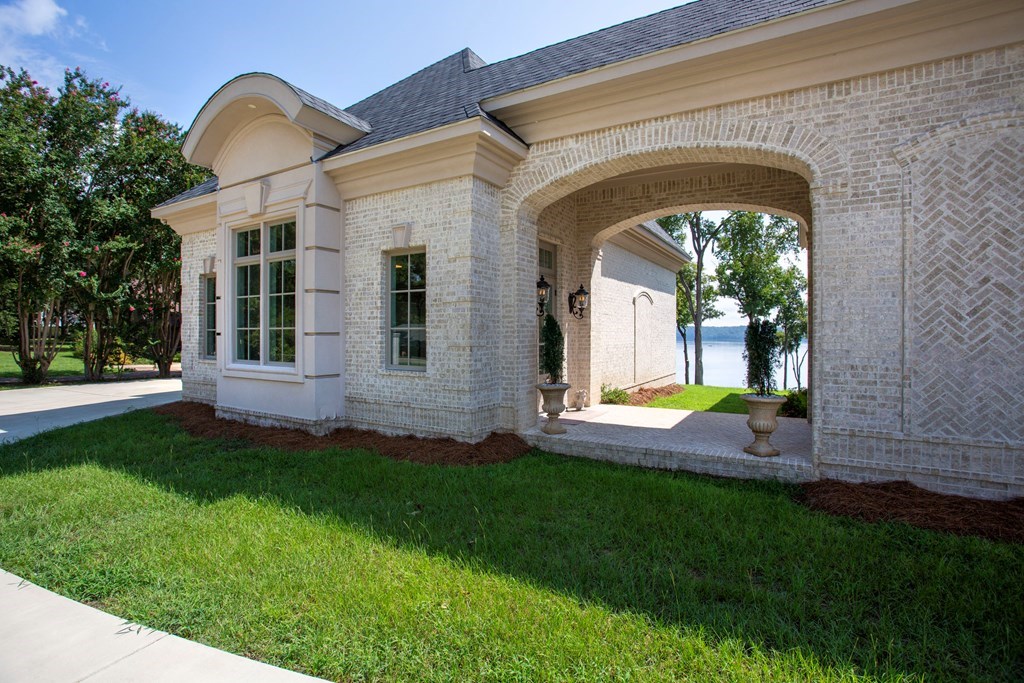 547 St. Francis Rd