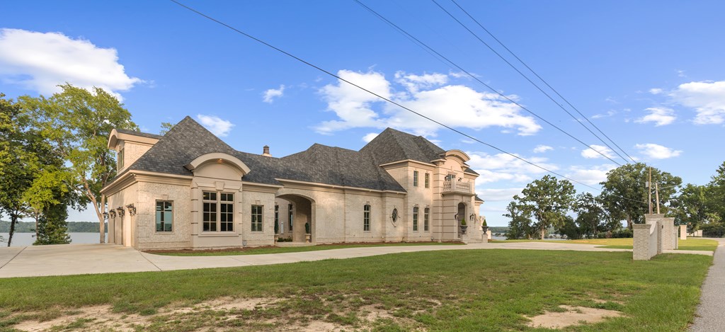547 St. Francis Rd