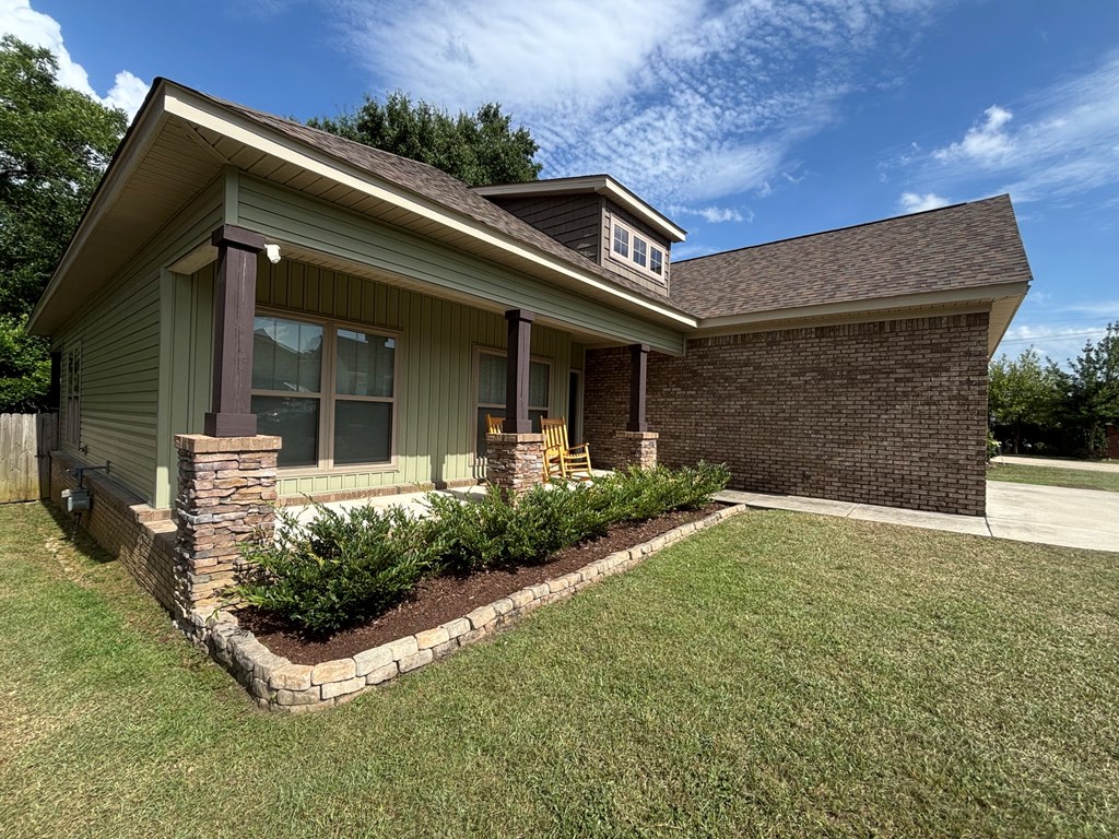 102 Gwinnett Place