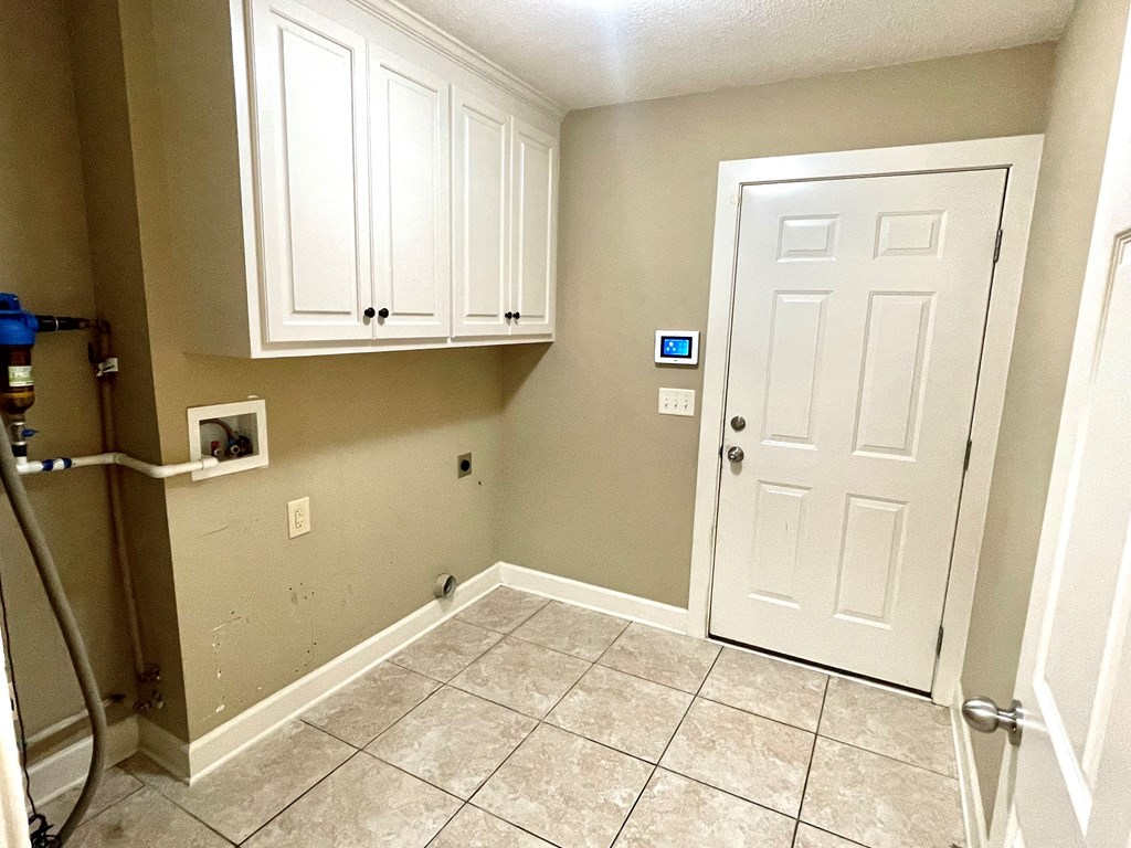235 Princeton Dr