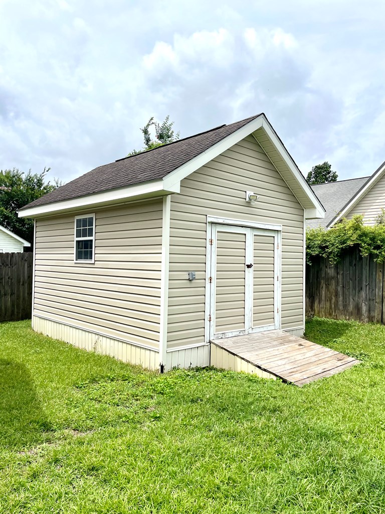 235 Princeton Dr