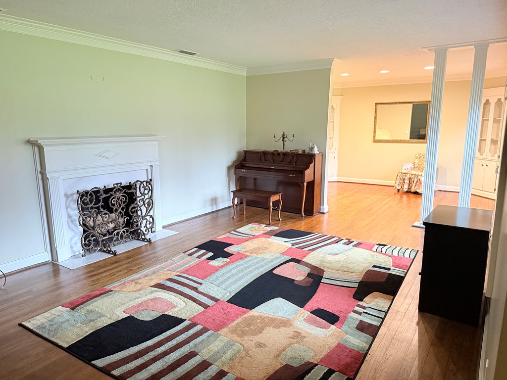 209 Hazelwood