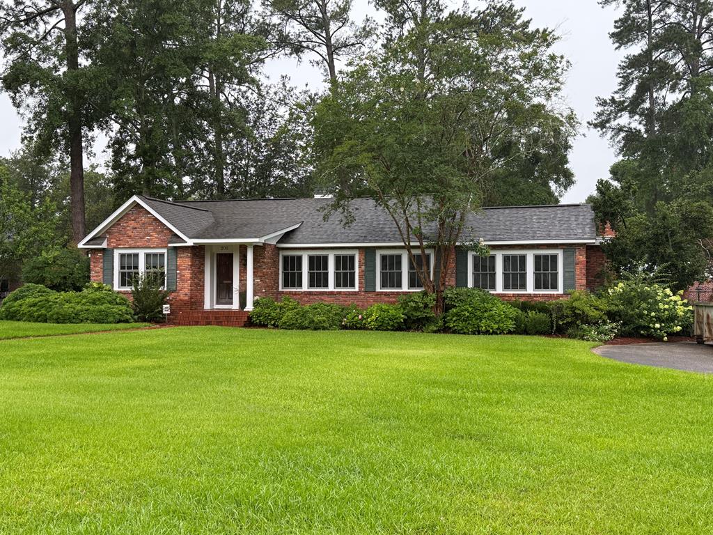 209 Hazelwood