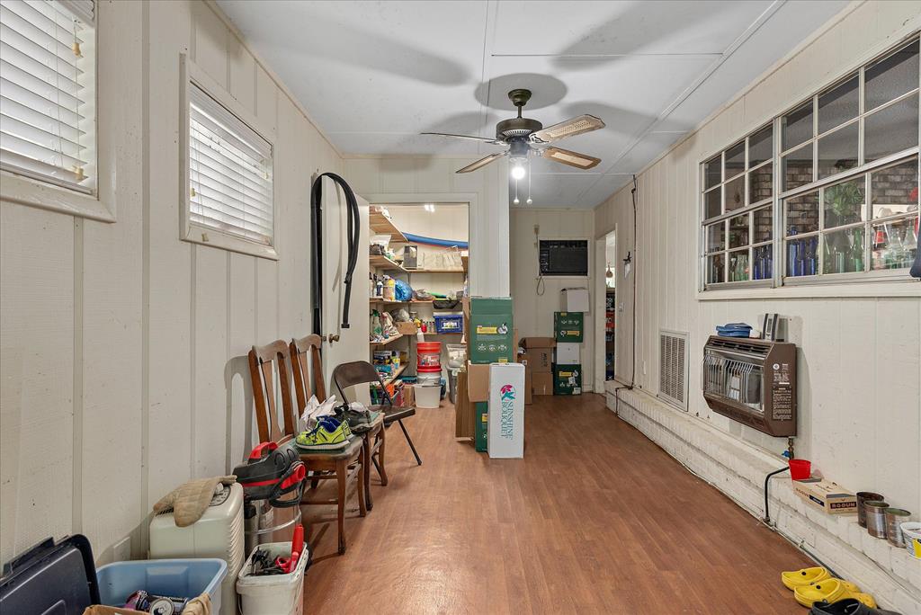 429 N Bob Street