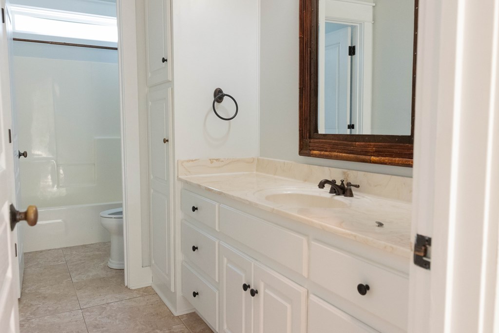 1108 Orchard Cir.