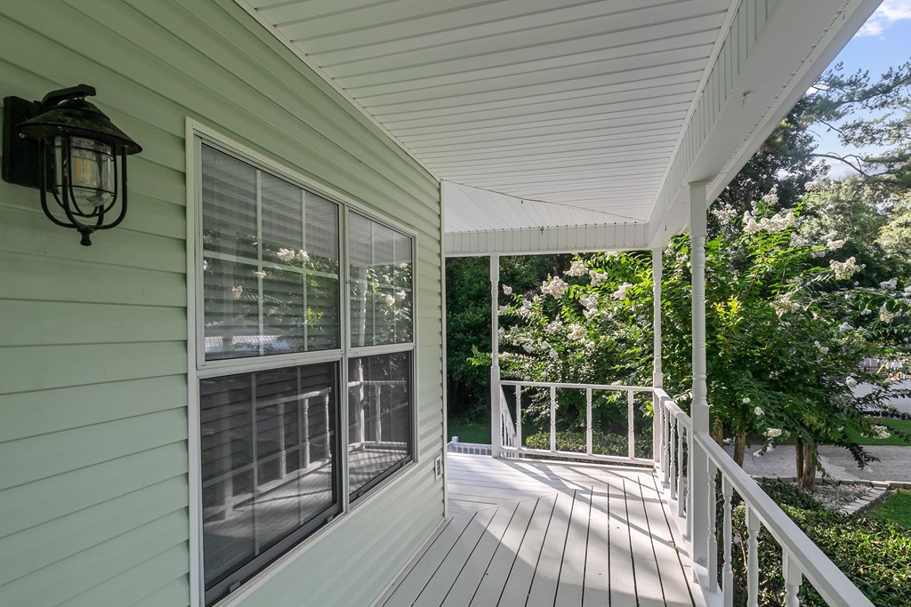 910 Derbyshire Dr.