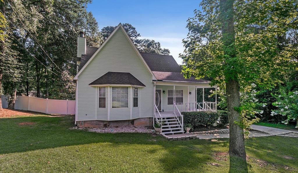 910 Derbyshire Dr.
