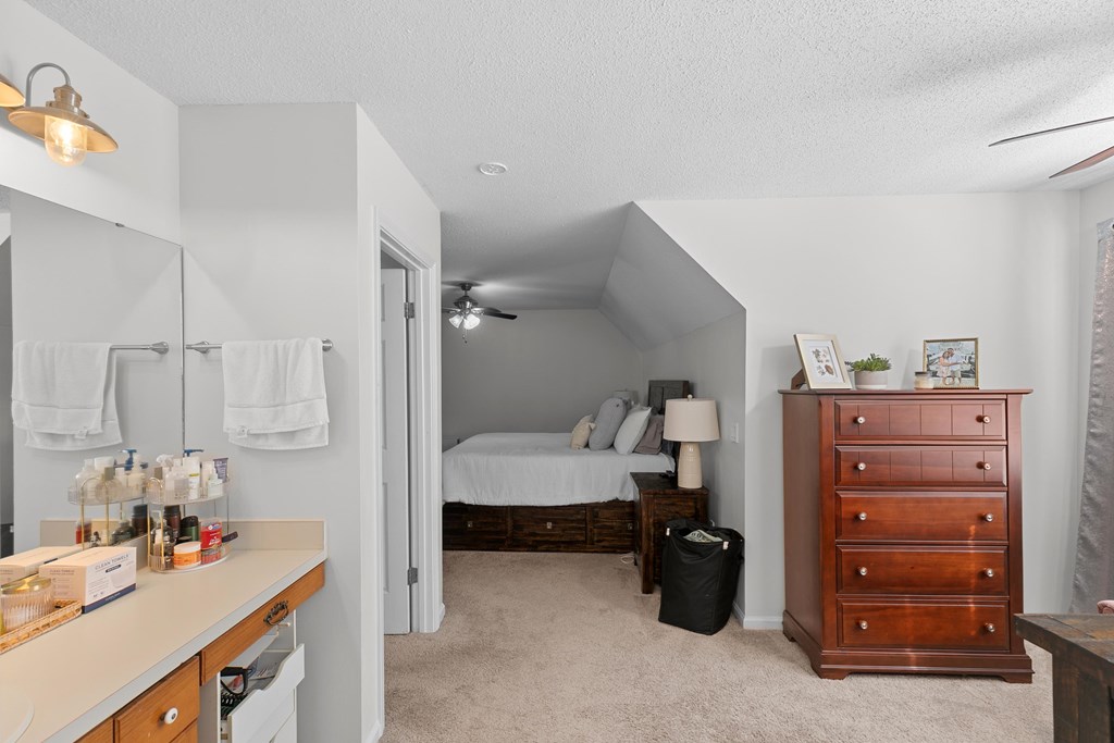 910 Derbyshire Dr.
