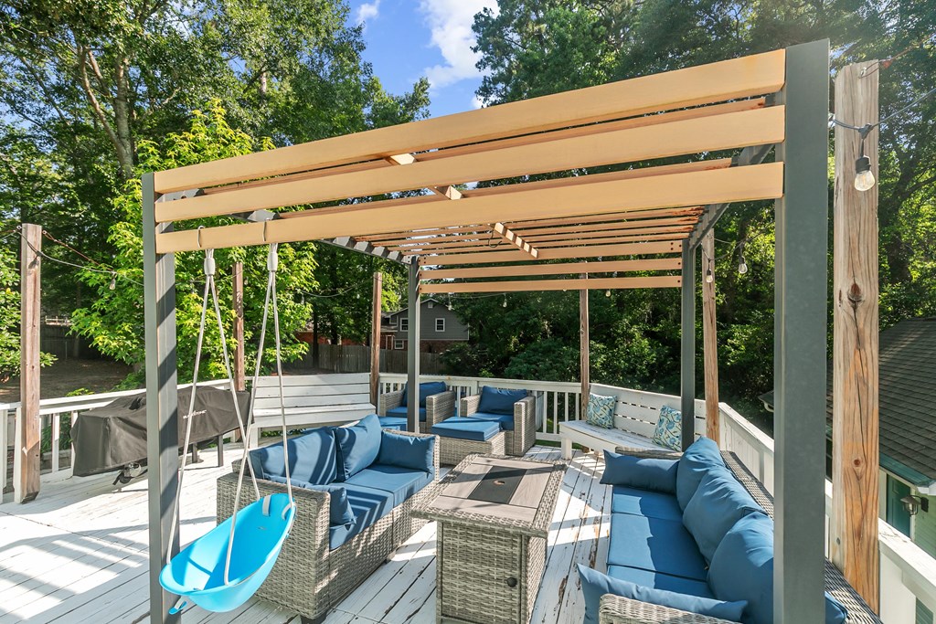910 Derbyshire Dr.