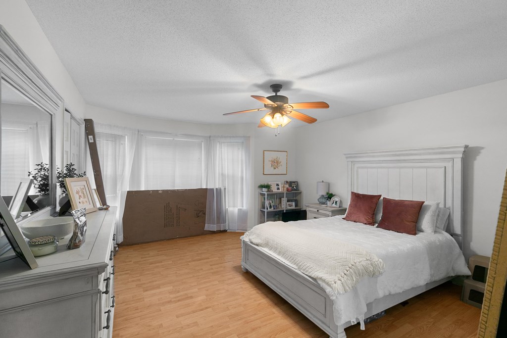 910 Derbyshire Dr.