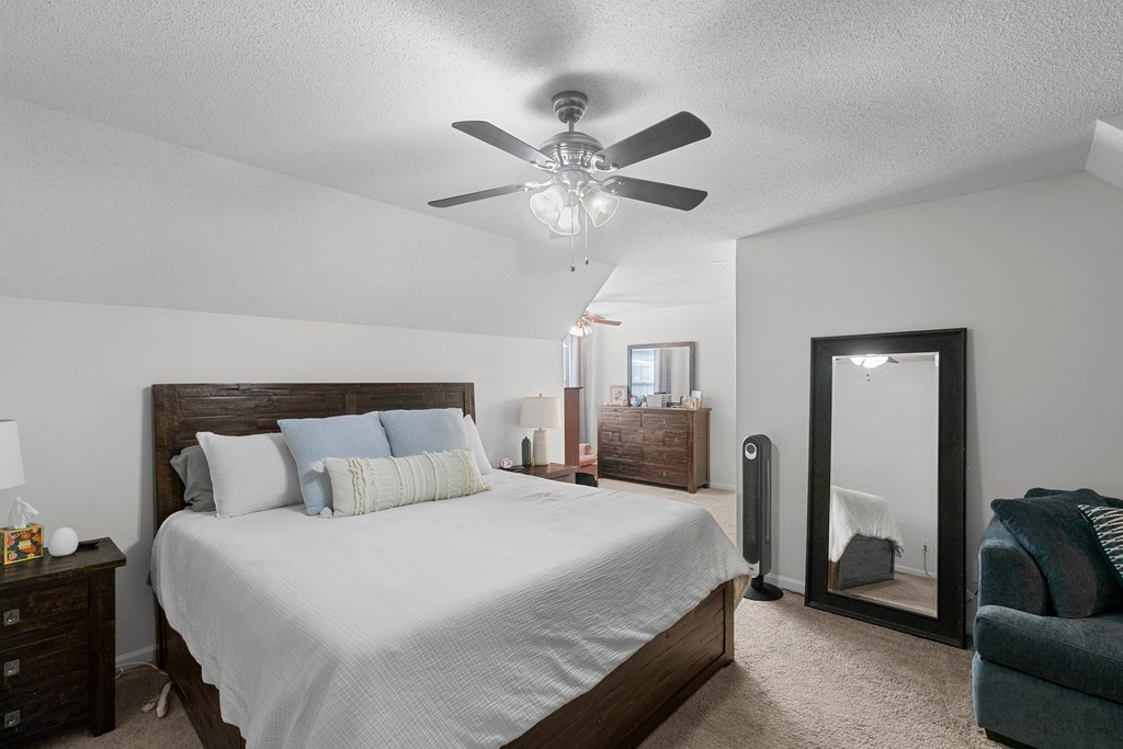 910 Derbyshire Dr.