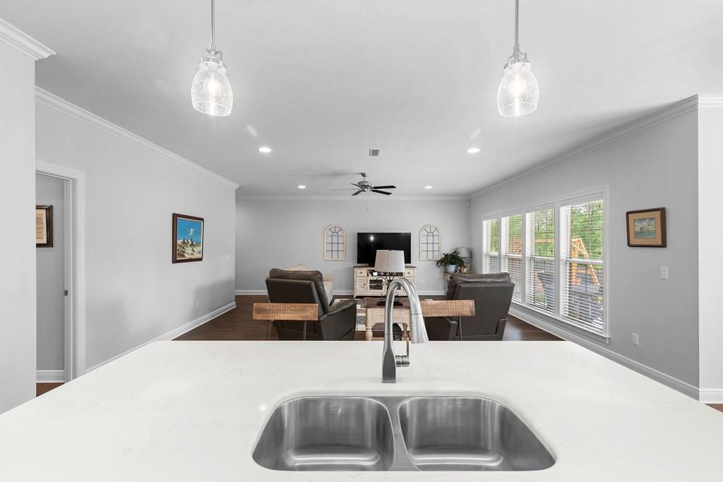 606 Billings Trail