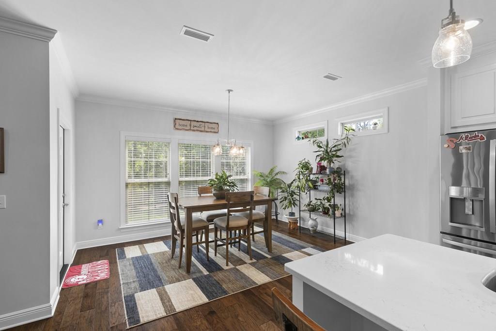 606 Billings Trail