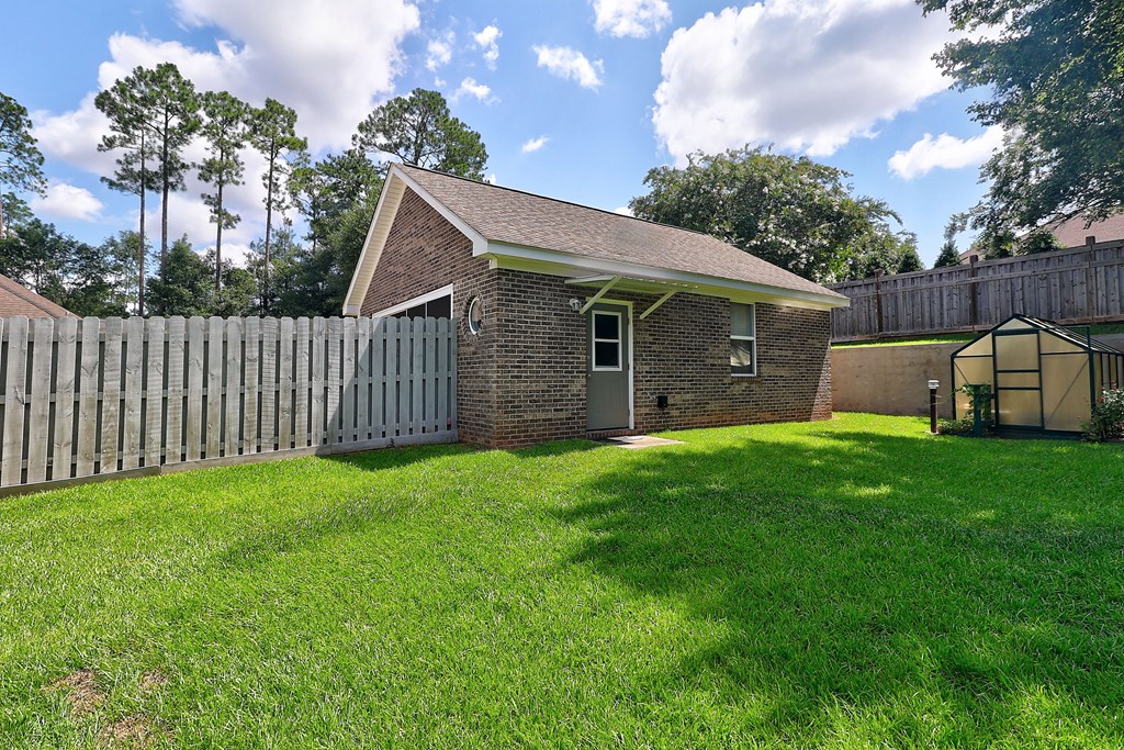 643 Westbrook Rd