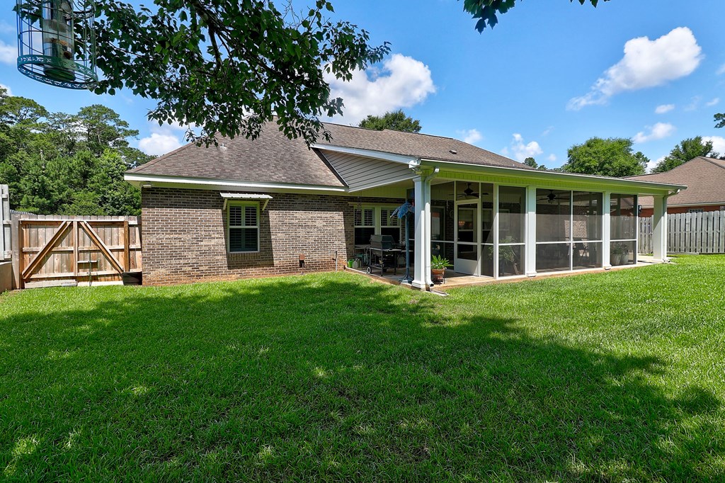 643 Westbrook Rd