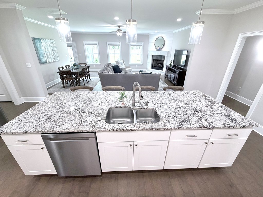 202 Billings Trail