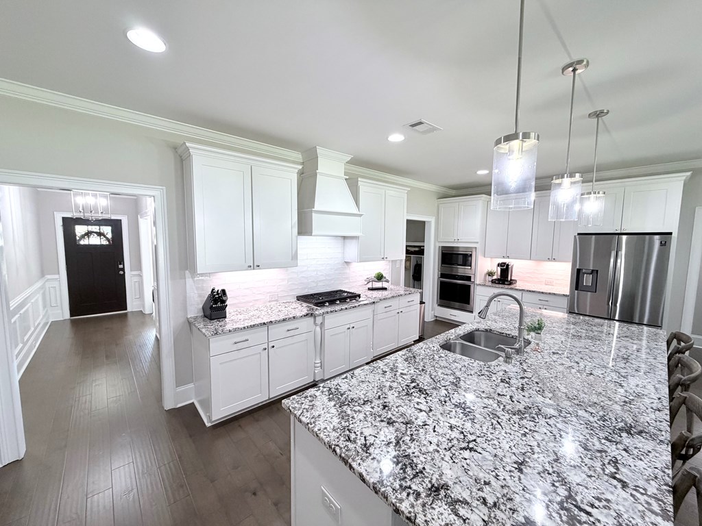 202 Billings Trail