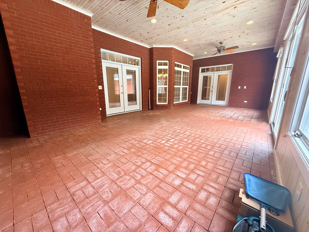 12 Harrington Ln