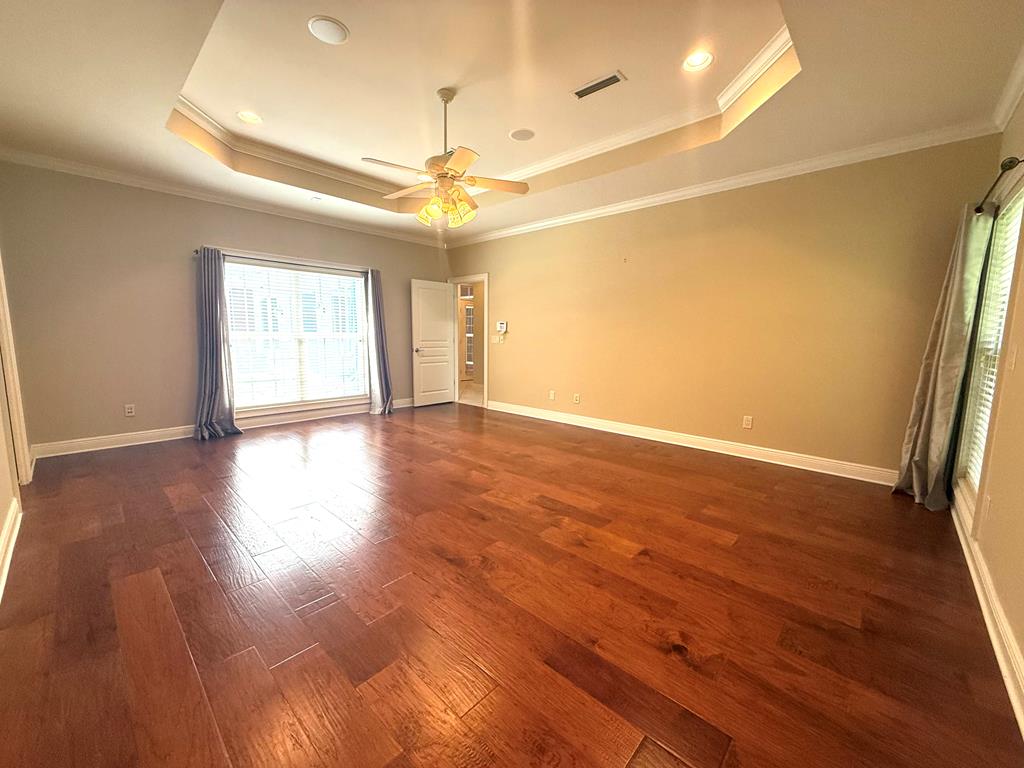 12 Harrington Ln