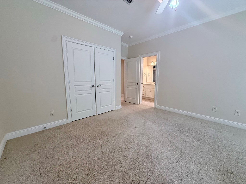 12 Harrington Ln
