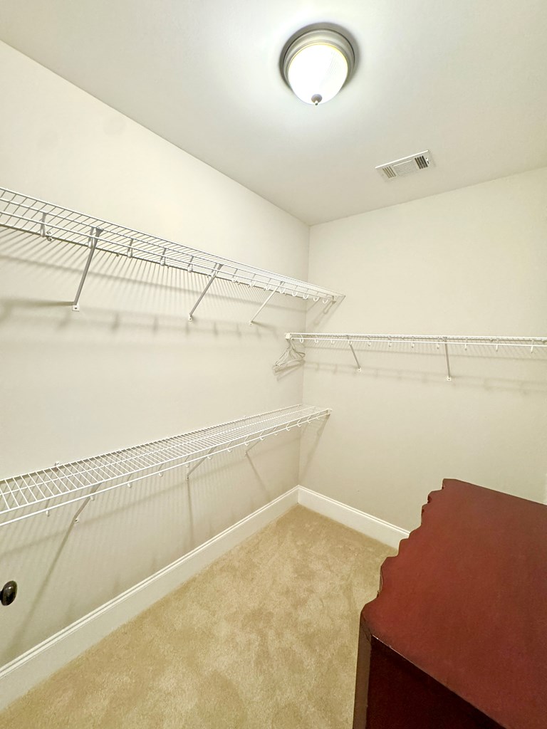 737 Queens Way