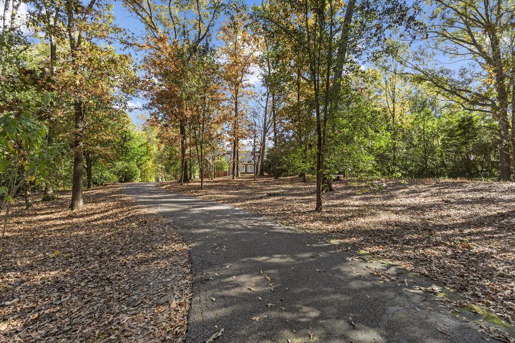 714 N Shady Lane