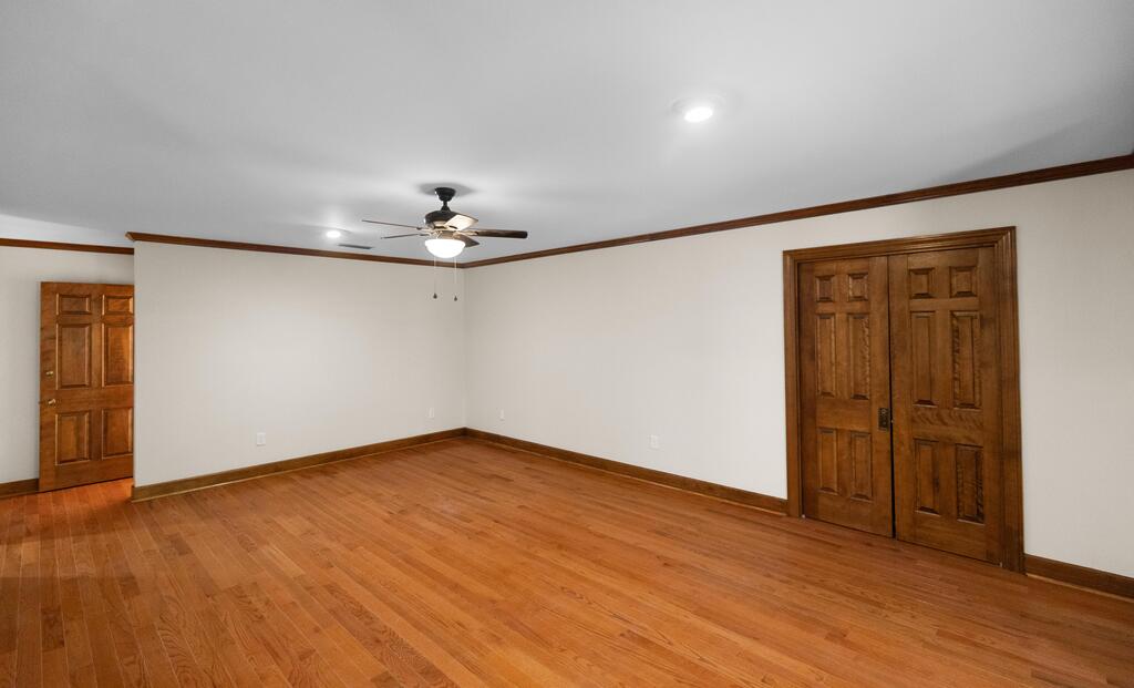 714 N Shady Lane