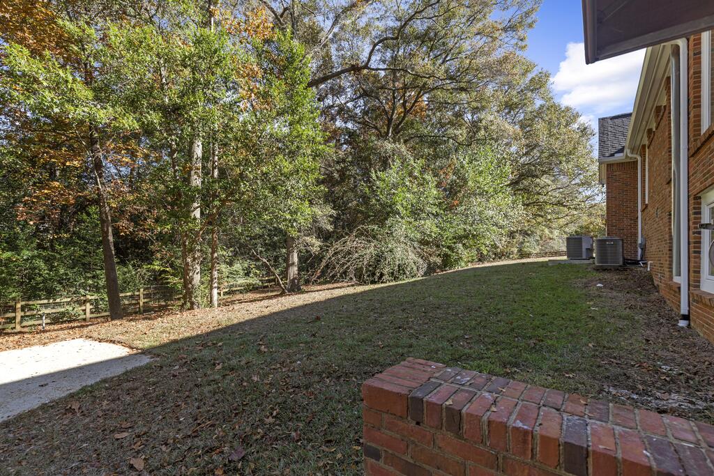 714 N Shady Lane