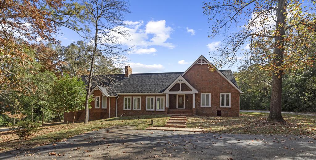 714 N Shady Lane