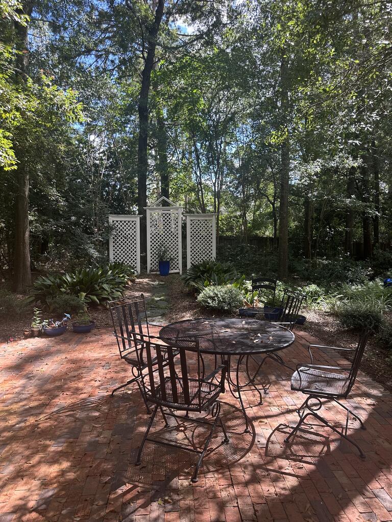 518 Riveredge Pky