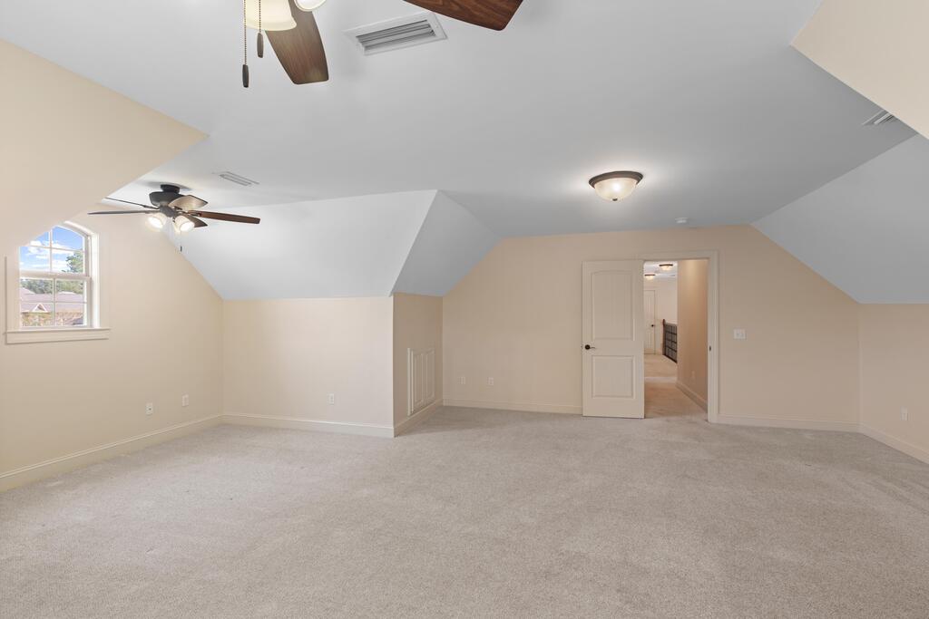 208 Glen Oaks Dr.