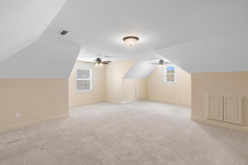 208 Glen Oaks Dr.