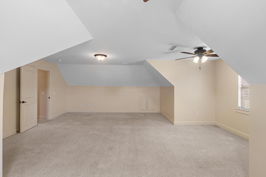 208 Glen Oaks Dr.