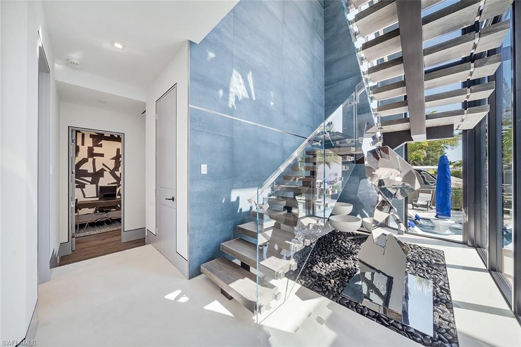 2201 Shad CT