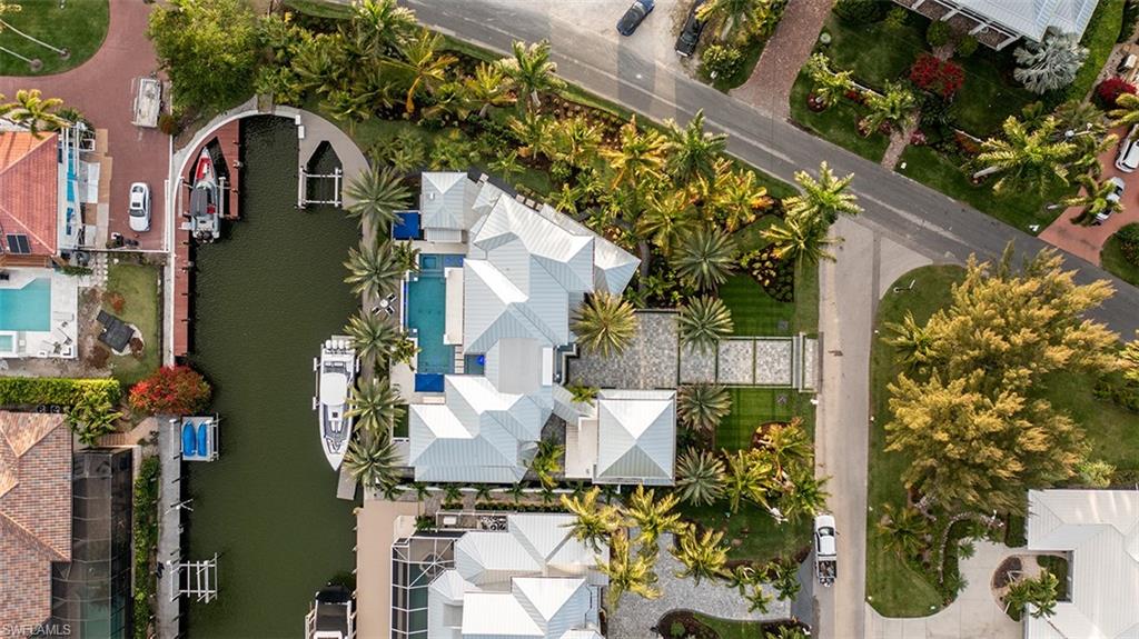 2201 Shad CT