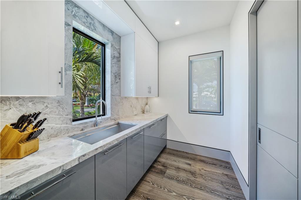 2201 Shad CT