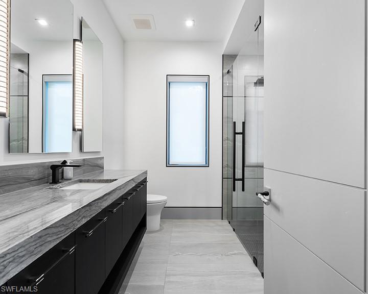 2201 Shad CT