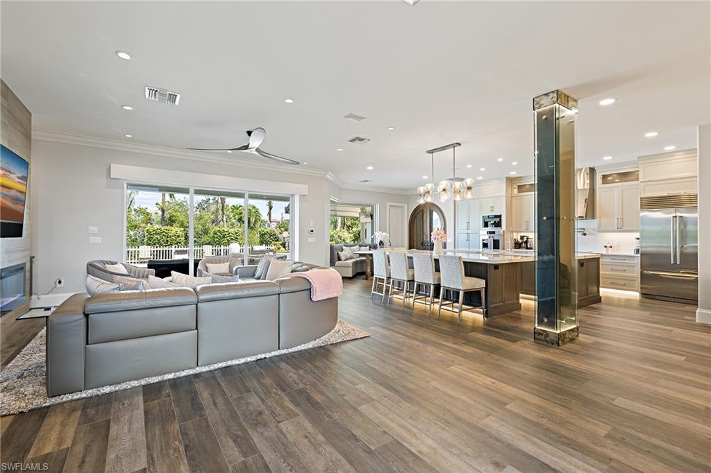 1435 Osprey AVE