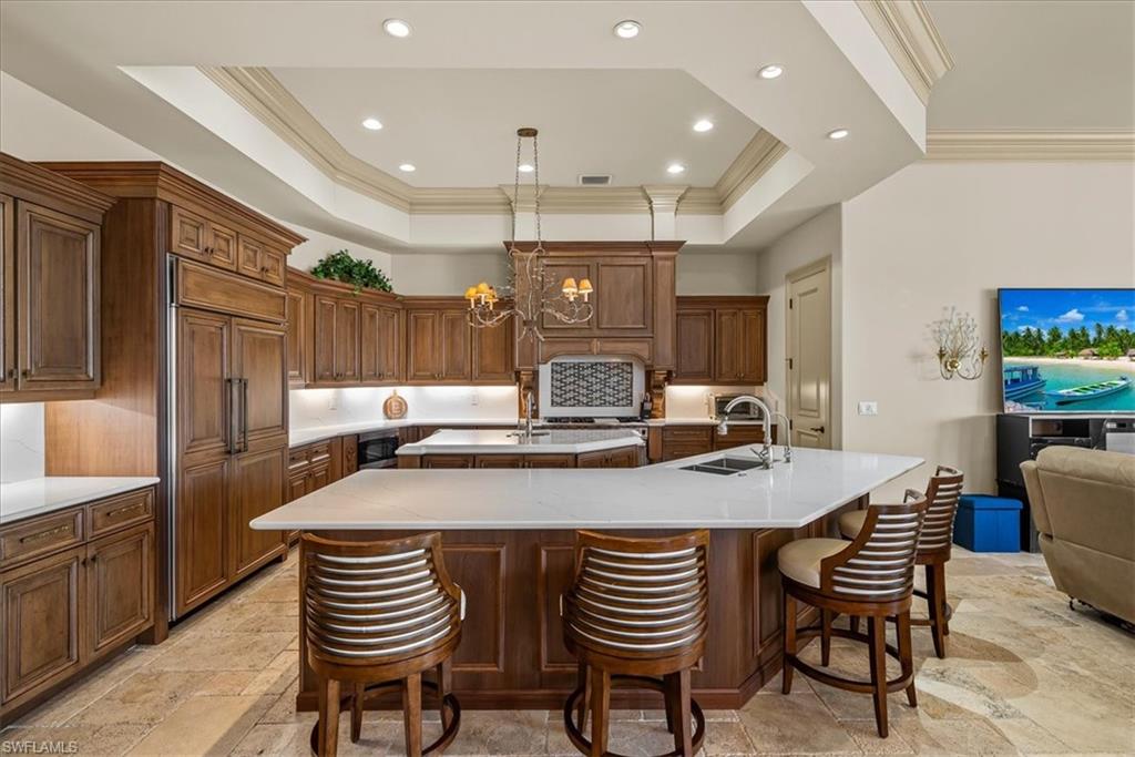 3111 Leeward LN