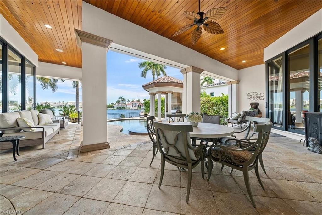 3111 Leeward LN
