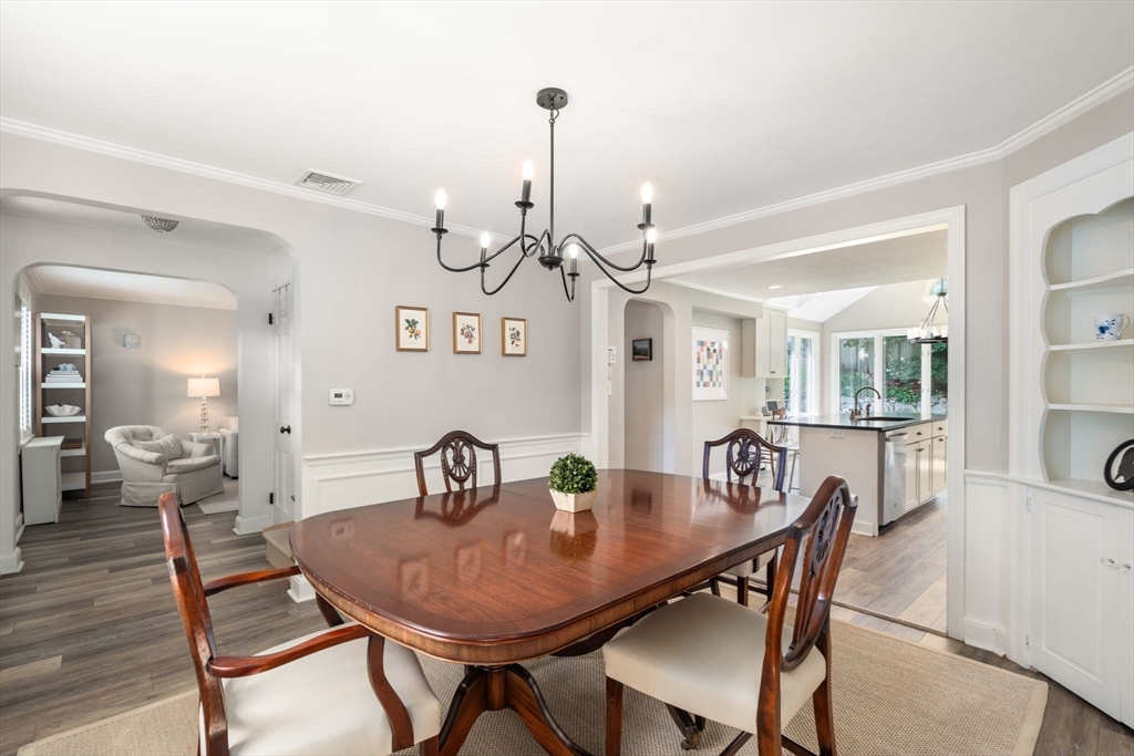 4 Earle Road