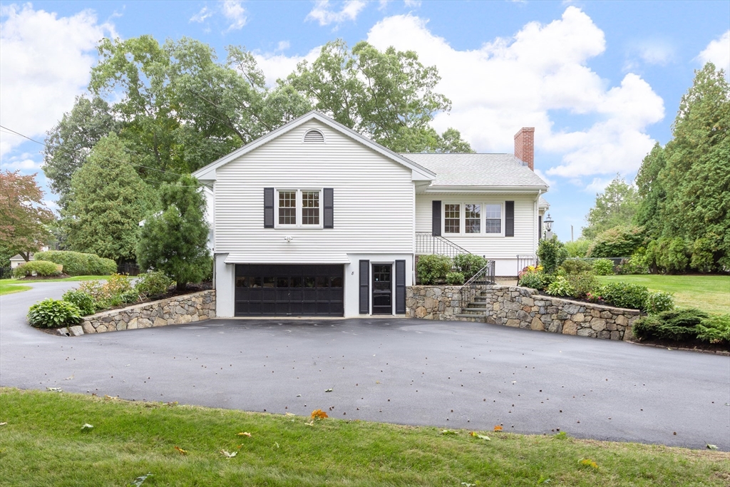 8 Hartford Street