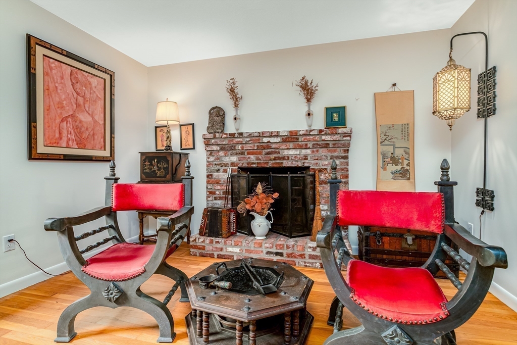 157 Wilshire Dr