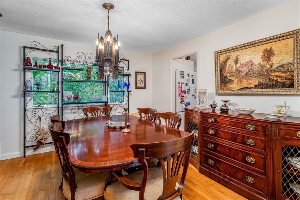 157 Wilshire Dr